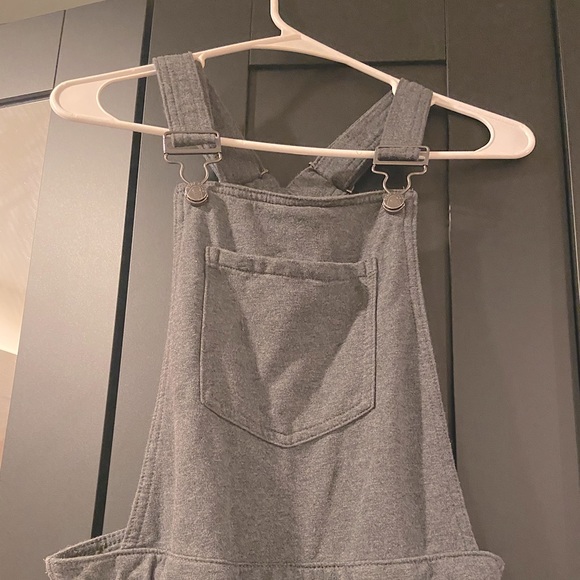 𝕮𝖔𝖒𝖋𝖔𝖗𝖙𝖆𝖇𝖑𝖊 𝖉𝖚𝖓𝖌𝖆𝖗𝖊𝖊 𝖘𝖊𝖙 𝖎𝖓 χѕ - Picture 2 of 4